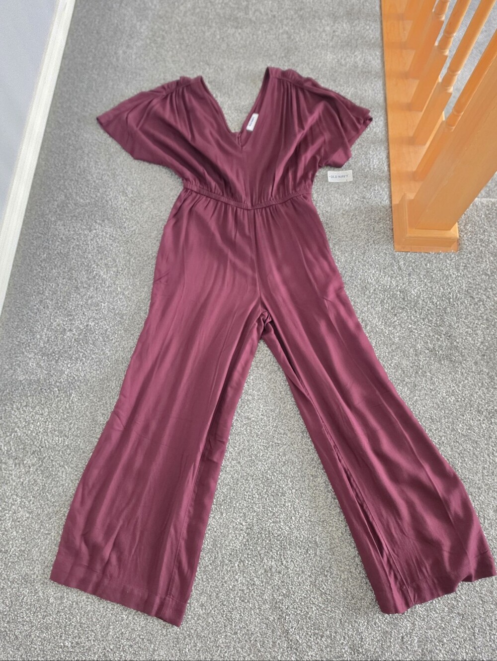NWT! Old Navy Wine V-Neck Wide-Leg Jumpsuit - Picture 3 of 5
